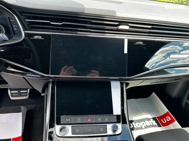 Серый Ауди Q8, объемом двигателя 3 л и пробегом 6 тыс. км за 99990 $, фото 11 на Automoto.ua