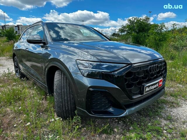 Серый Ауди Q8, объемом двигателя 3 л и пробегом 6 тыс. км за 99990 $, фото 2 на Automoto.ua