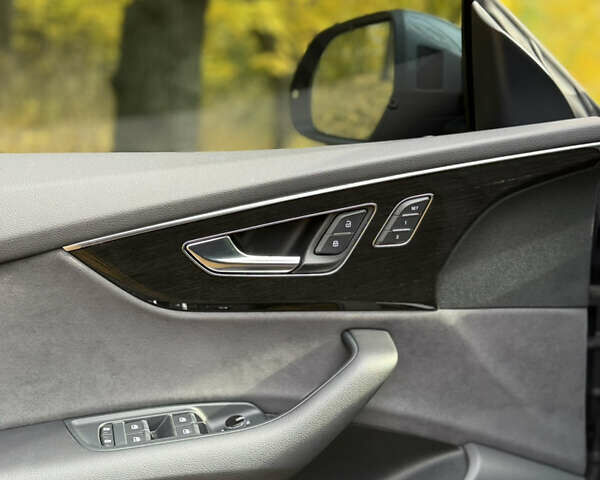 Серый Ауди Q8, объемом двигателя 3 л и пробегом 15 тыс. км за 99500 $, фото 22 на Automoto.ua