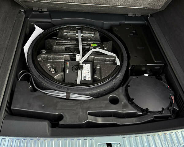 Серый Ауди Q8, объемом двигателя 3 л и пробегом 15 тыс. км за 99500 $, фото 28 на Automoto.ua