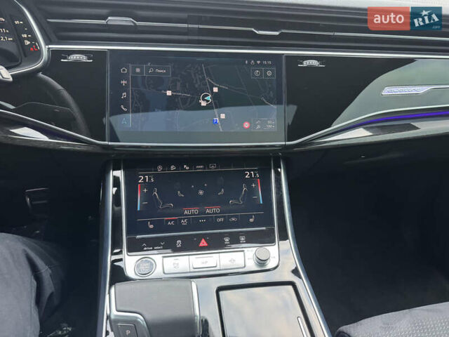 Сірий Ауді Q8, об'ємом двигуна 3 л та пробігом 24 тис. км за 89999 $, фото 40 на Automoto.ua