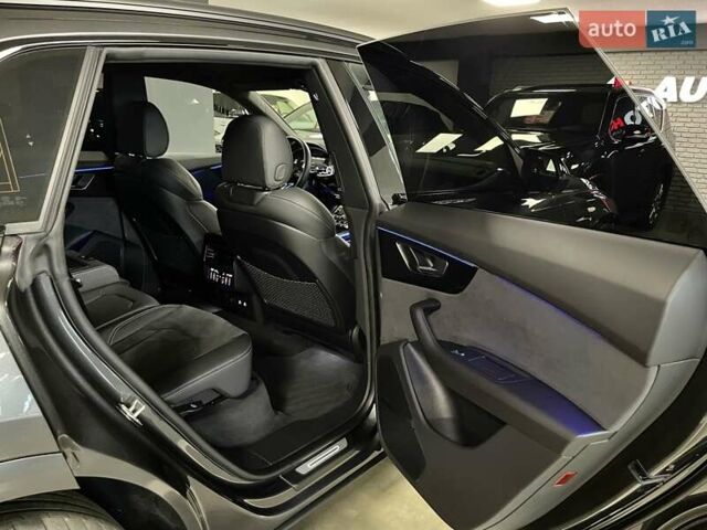 Серый Ауди Q8, объемом двигателя 2.97 л и пробегом 24 тыс. км за 97700 $, фото 36 на Automoto.ua