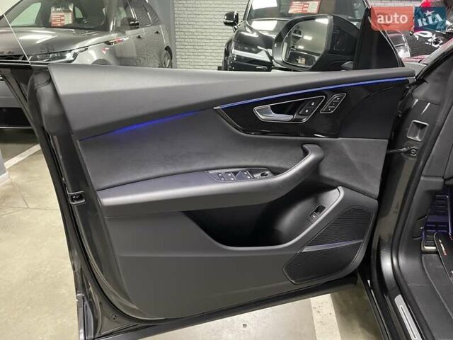 Серый Ауди Q8, объемом двигателя 2.97 л и пробегом 24 тыс. км за 97700 $, фото 26 на Automoto.ua