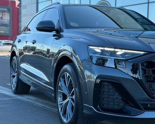 Серый Ауди Q8, объемом двигателя 2.97 л и пробегом 15 тыс. км за 101500 $, фото 15 на Automoto.ua