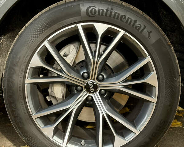 Серый Ауди Q8, объемом двигателя 3 л и пробегом 15 тыс. км за 99500 $, фото 30 на Automoto.ua