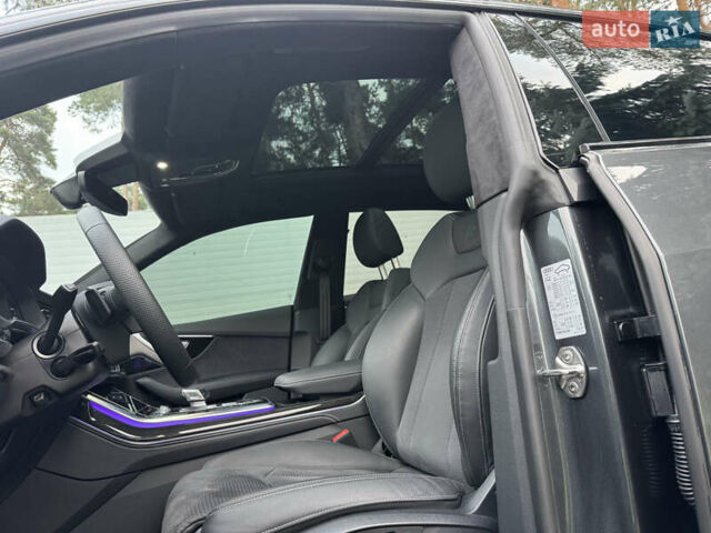 Сірий Ауді Q8, об'ємом двигуна 3 л та пробігом 24 тис. км за 89999 $, фото 30 на Automoto.ua