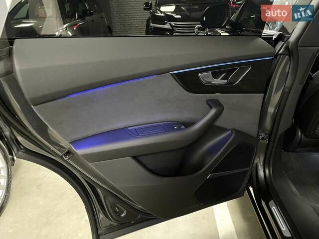 Серый Ауди Q8, объемом двигателя 2.97 л и пробегом 24 тыс. км за 97700 $, фото 35 на Automoto.ua