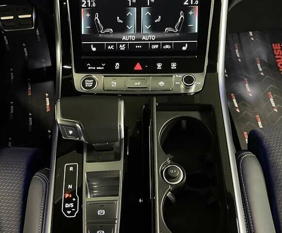 Серый Ауди Q8, объемом двигателя 2.97 л и пробегом 24 тыс. км за 97700 $, фото 76 на Automoto.ua