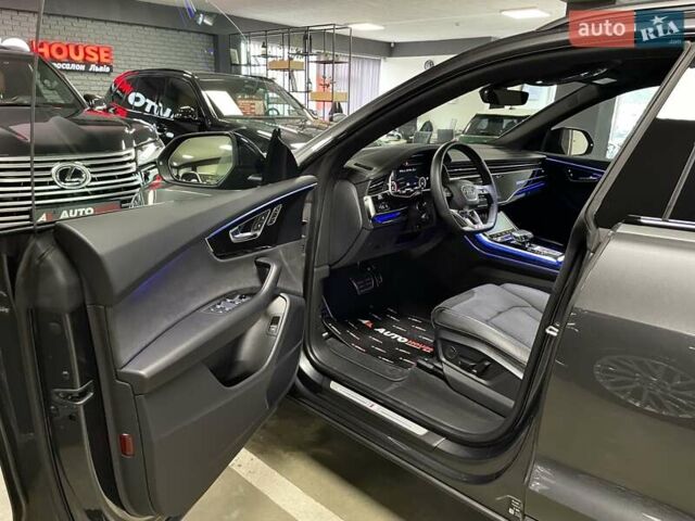 Серый Ауди Q8, объемом двигателя 2.97 л и пробегом 24 тыс. км за 97700 $, фото 25 на Automoto.ua