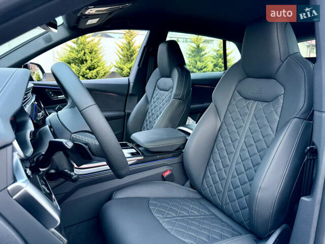 Серый Ауди Q8, объемом двигателя 3 л и пробегом 1 тыс. км за 115900 $, фото 26 на Automoto.ua