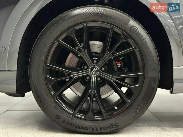 Серый Ауди Q8, объемом двигателя 3 л и пробегом 1 тыс. км за 106900 $, фото 16 на Automoto.ua