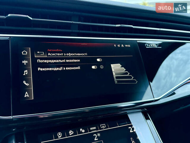 Серый Ауди Q8, объемом двигателя 3 л и пробегом 1 тыс. км за 115900 $, фото 56 на Automoto.ua