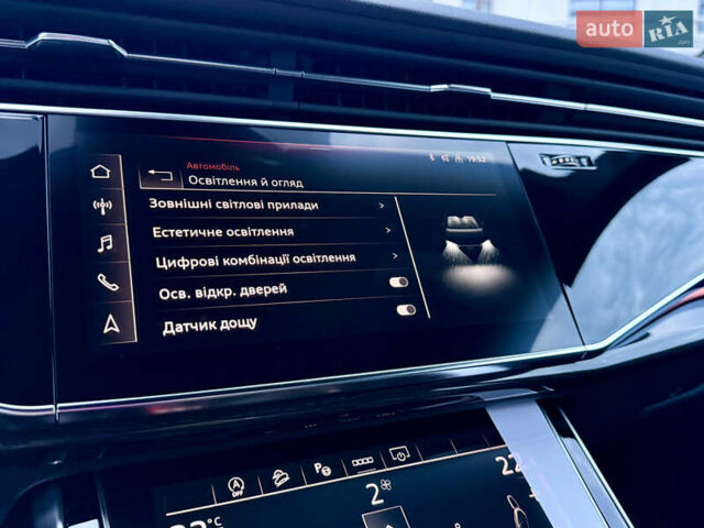 Серый Ауди Q8, объемом двигателя 3 л и пробегом 1 тыс. км за 115900 $, фото 60 на Automoto.ua