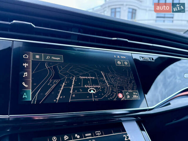 Серый Ауди Q8, объемом двигателя 3 л и пробегом 1 тыс. км за 115900 $, фото 71 на Automoto.ua