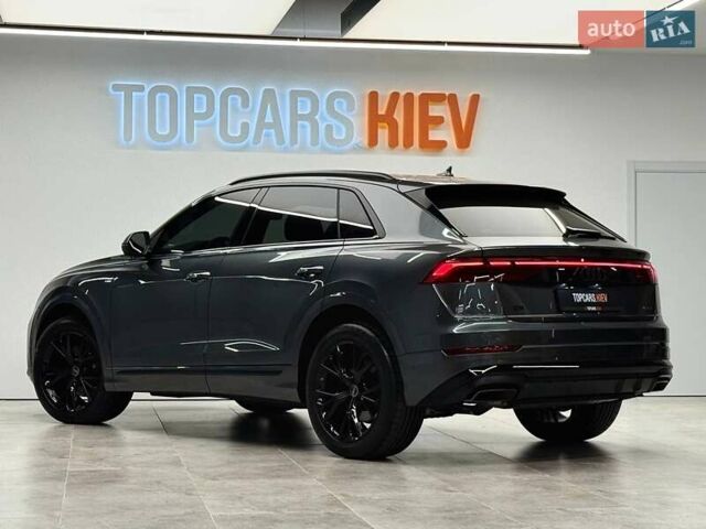 Серый Ауди Q8, объемом двигателя 3 л и пробегом 1 тыс. км за 106900 $, фото 9 на Automoto.ua
