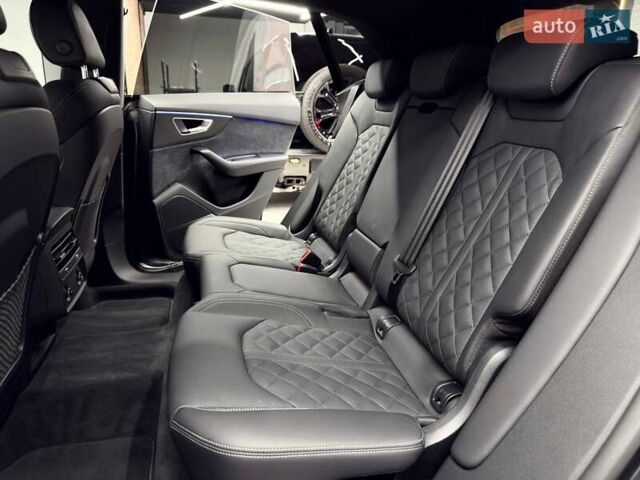 Серый Ауди Q8, объемом двигателя 3 л и пробегом 1 тыс. км за 106900 $, фото 43 на Automoto.ua
