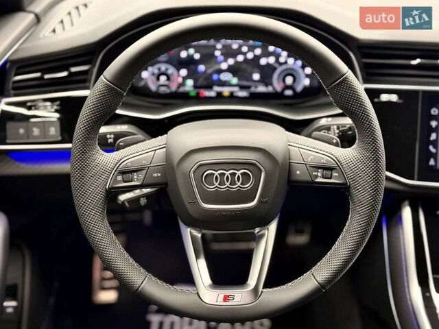 Серый Ауди Q8, объемом двигателя 3 л и пробегом 1 тыс. км за 106900 $, фото 28 на Automoto.ua