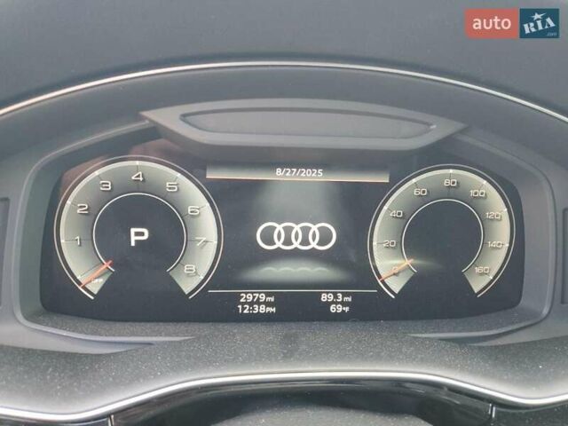 Серый Ауди Q8, объемом двигателя 0 л и пробегом 2 тыс. км за 35000 $, фото 5 на Automoto.ua