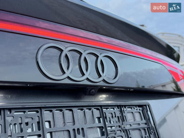 Серый Ауди Q8, объемом двигателя 3 л и пробегом 1 тыс. км за 115900 $, фото 18 на Automoto.ua