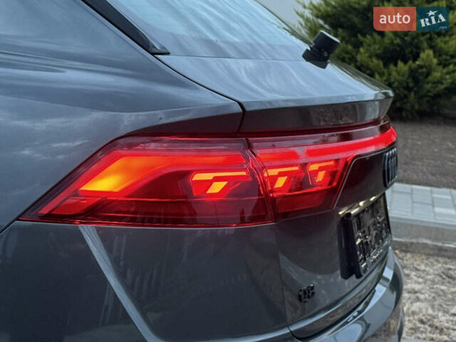Серый Ауди Q8, объемом двигателя 3 л и пробегом 1 тыс. км за 115900 $, фото 24 на Automoto.ua