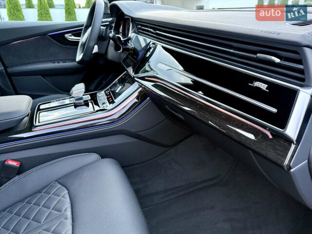 Серый Ауди Q8, объемом двигателя 3 л и пробегом 1 тыс. км за 115900 $, фото 28 на Automoto.ua