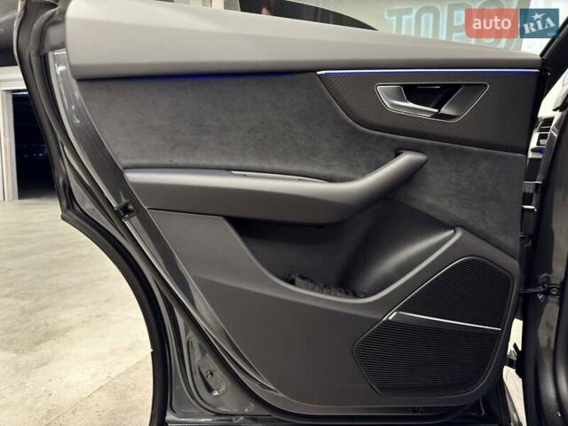 Серый Ауди Q8, объемом двигателя 3 л и пробегом 1 тыс. км за 106900 $, фото 39 на Automoto.ua