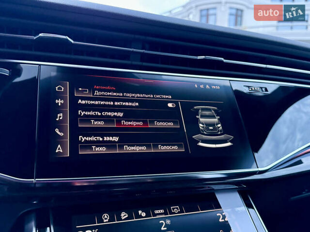 Серый Ауди Q8, объемом двигателя 3 л и пробегом 1 тыс. км за 115900 $, фото 62 на Automoto.ua