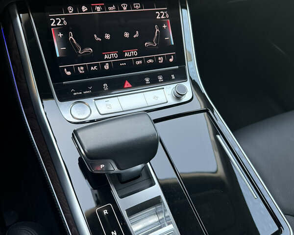 Синий Ауди Q8, объемом двигателя 2.97 л и пробегом 107 тыс. км за 59800 $, фото 12 на Automoto.ua