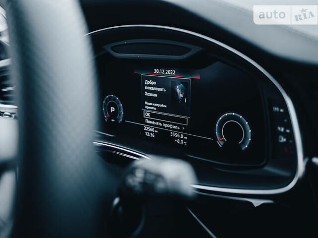 Синій Ауді Q8, об'ємом двигуна 3 л та пробігом 70 тис. км за 72000 $, фото 12 на Automoto.ua