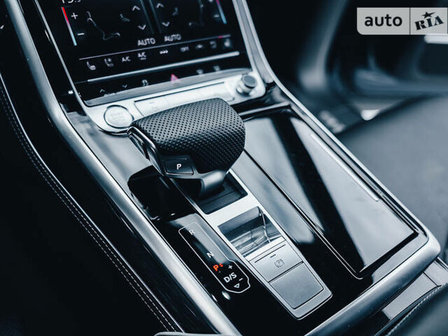 Синій Ауді Q8, об'ємом двигуна 3 л та пробігом 70 тис. км за 72000 $, фото 13 на Automoto.ua