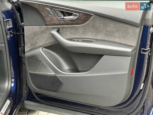 Синій Ауді Q8, об'ємом двигуна 3 л та пробігом 169 тис. км за 52500 $, фото 62 на Automoto.ua