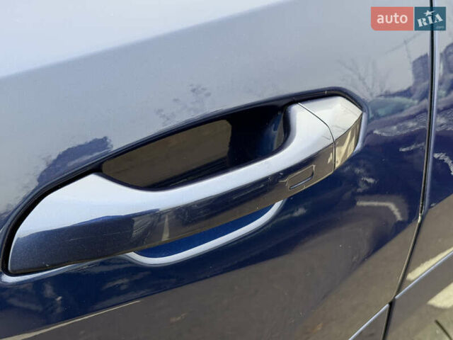 Синий Ауди Q8, объемом двигателя 2.97 л и пробегом 156 тыс. км за 61700 $, фото 16 на Automoto.ua