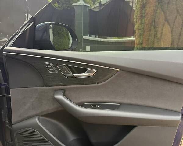 Ауді Q8 2019 у Виноградове на Automoto.ua Синій Ауді Q8, об'ємом двигуна 2.97 л та пробігом 174 тис. км за 59900 $, фото 9 на Automoto.ua