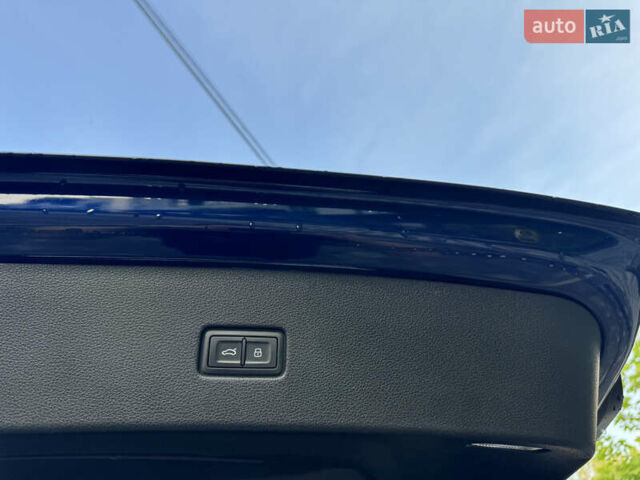 Синий Ауди Q8, объемом двигателя 3 л и пробегом 135 тыс. км за 56500 $, фото 53 на Automoto.ua