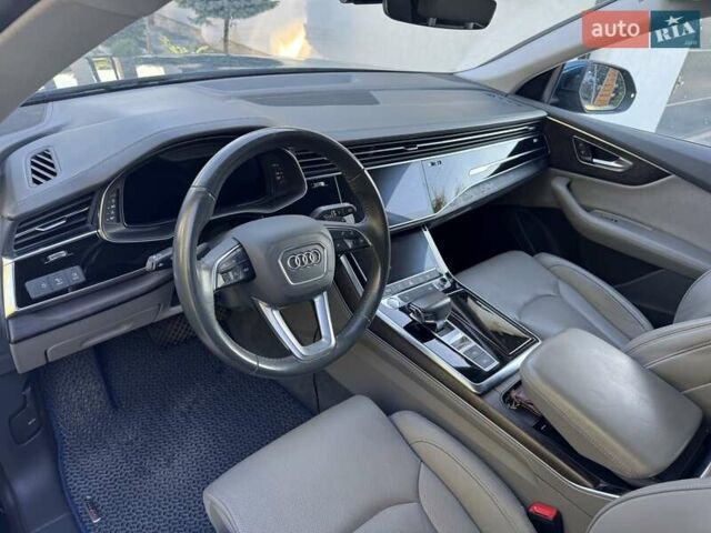 Синий Ауди Q8, объемом двигателя 3 л и пробегом 127 тыс. км за 59000 $, фото 2 на Automoto.ua