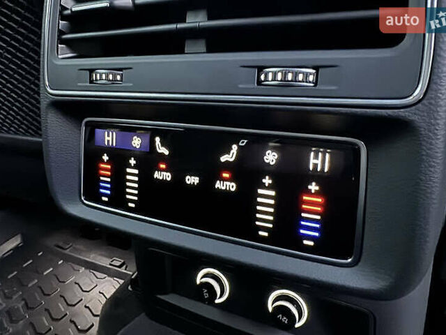 Синій Ауді Q8, об'ємом двигуна 2.97 л та пробігом 135 тис. км за 57000 $, фото 15 на Automoto.ua