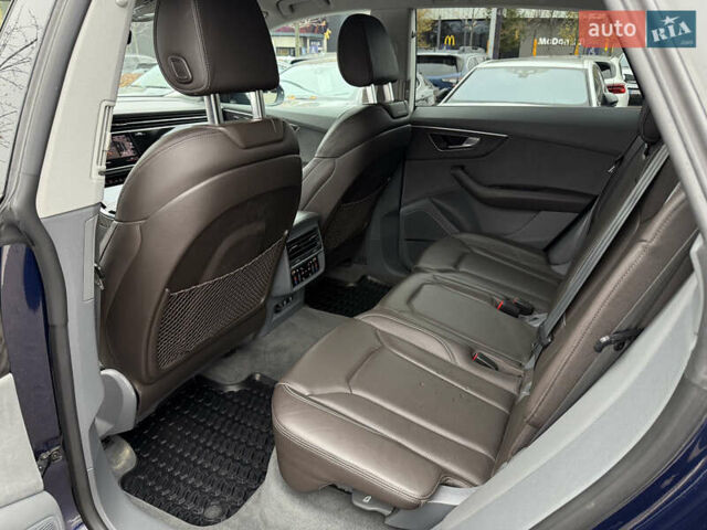 Синий Ауди Q8, объемом двигателя 2.97 л и пробегом 156 тыс. км за 61700 $, фото 29 на Automoto.ua