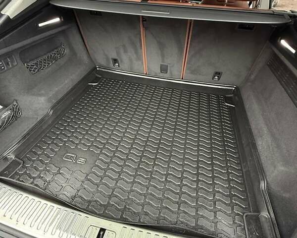 Синий Ауди Q8, объемом двигателя 2.97 л и пробегом 142 тыс. км за 55000 $, фото 9 на Automoto.ua