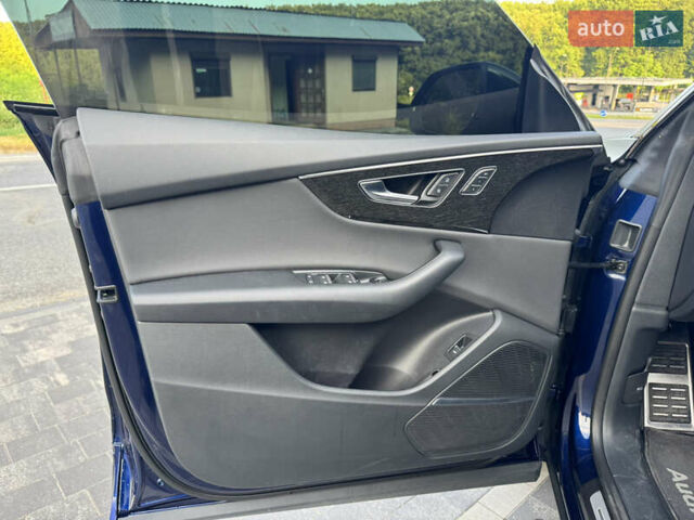 Синий Ауди Q8, объемом двигателя 3 л и пробегом 135 тыс. км за 56500 $, фото 68 на Automoto.ua