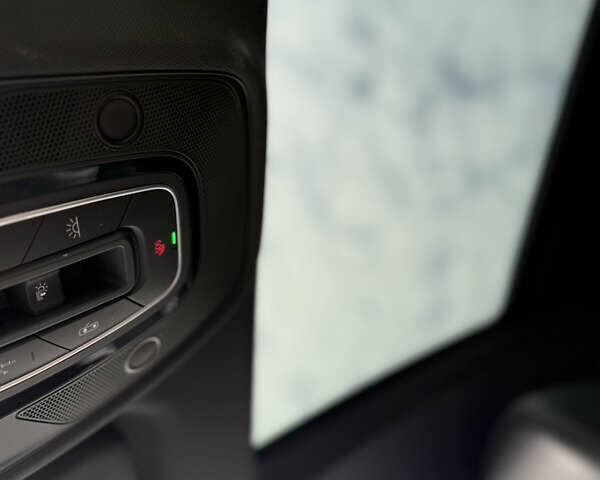 Синий Ауди Q8, объемом двигателя 2.97 л и пробегом 137 тыс. км за 60900 $, фото 12 на Automoto.ua