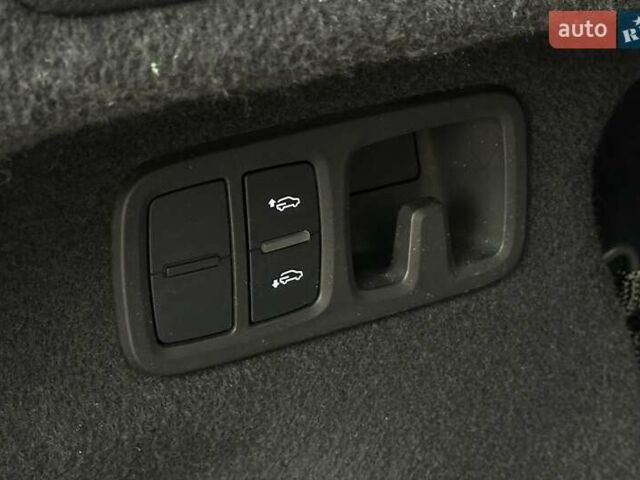 Синій Ауді Q8, об'ємом двигуна 3 л та пробігом 169 тис. км за 52500 $, фото 23 на Automoto.ua