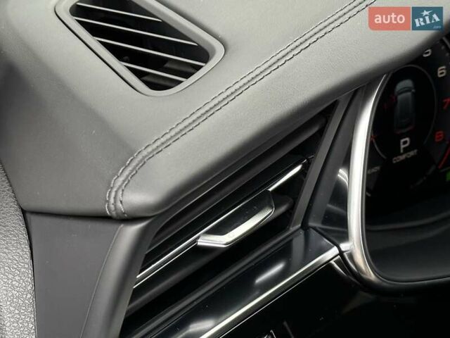 Синій Ауді Q8, об'ємом двигуна 3 л та пробігом 169 тис. км за 52500 $, фото 43 на Automoto.ua