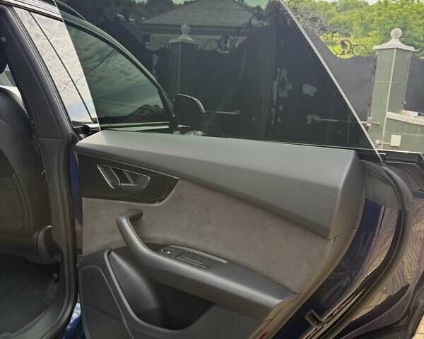 Ауді Q8 2019 у Виноградове на Automoto.ua Синій Ауді Q8, об'ємом двигуна 2.97 л та пробігом 174 тис. км за 59900 $, фото 47 на Automoto.ua