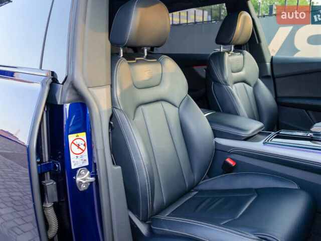Синий Ауди Q8, объемом двигателя 3 л и пробегом 210 тыс. км за 49990 $, фото 32 на Automoto.ua