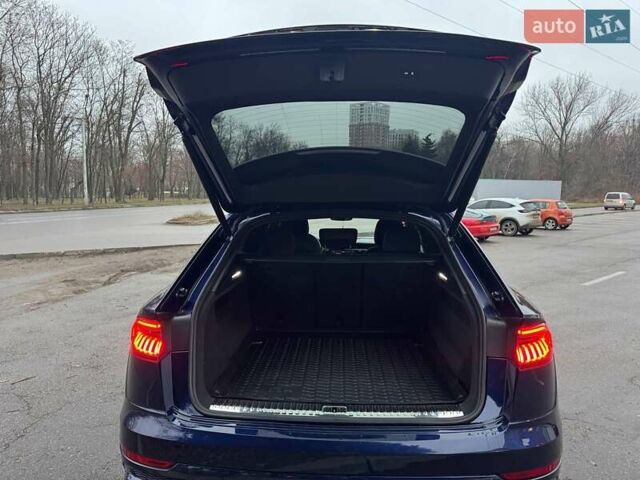 Синій Ауді Q8, об'ємом двигуна 3 л та пробігом 62 тис. км за 56000 $, фото 7 на Automoto.ua