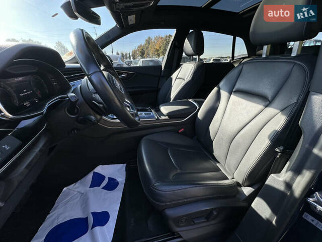 Ауди Q8 2020 в Луцке на Automoto.ua Синий Ауди Q8, объемом двигателя 3 л и пробегом 101 тыс. км за 38700 $, фото 6 на Automoto.ua