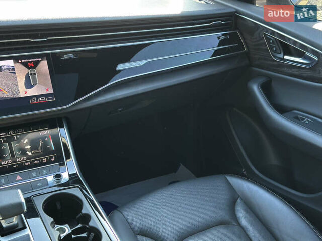 Ауди Q8 2020 в Луцке на Automoto.ua Синий Ауди Q8, объемом двигателя 3 л и пробегом 101 тыс. км за 38700 $, фото 17 на Automoto.ua
