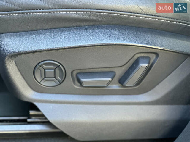 Ауди Q8 2020 в Луцке на Automoto.ua Синий Ауди Q8, объемом двигателя 3 л и пробегом 101 тыс. км за 38700 $, фото 7 на Automoto.ua