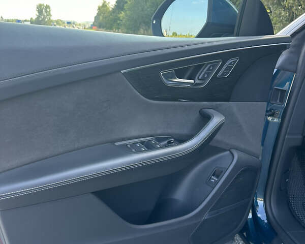 Ауді Q8 2021 у Львові на Automoto.ua Синій Ауді Q8, об'ємом двигуна 3 л та пробігом 28 тис. км за 74000 $, фото 11 на Automoto.ua