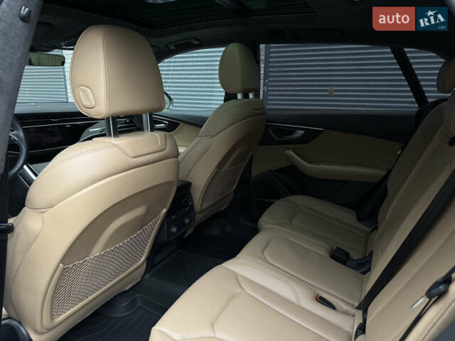 Синій Ауді Q8, об'ємом двигуна 3 л та пробігом 40 тис. км за 71000 $, фото 23 на Automoto.ua